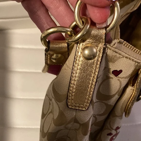 Coach bundle - Picture 10 of 11